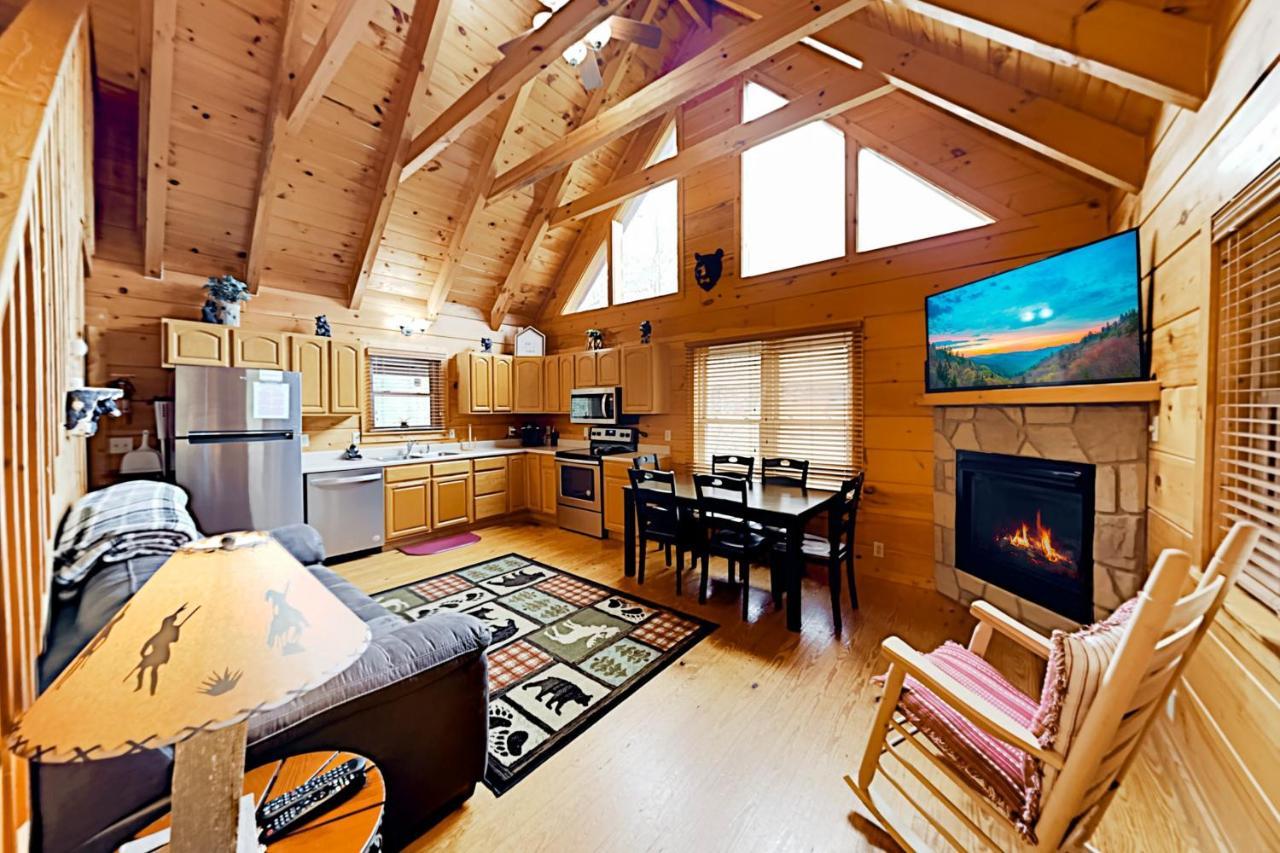 Bearadise Resort Гатлинбург Экстерьер фото