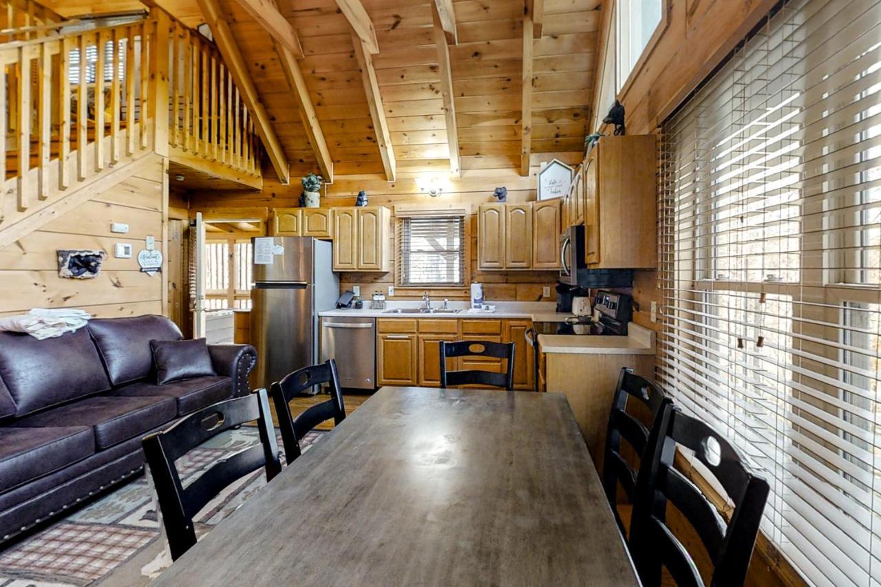 Bearadise Resort Гатлинбург Экстерьер фото