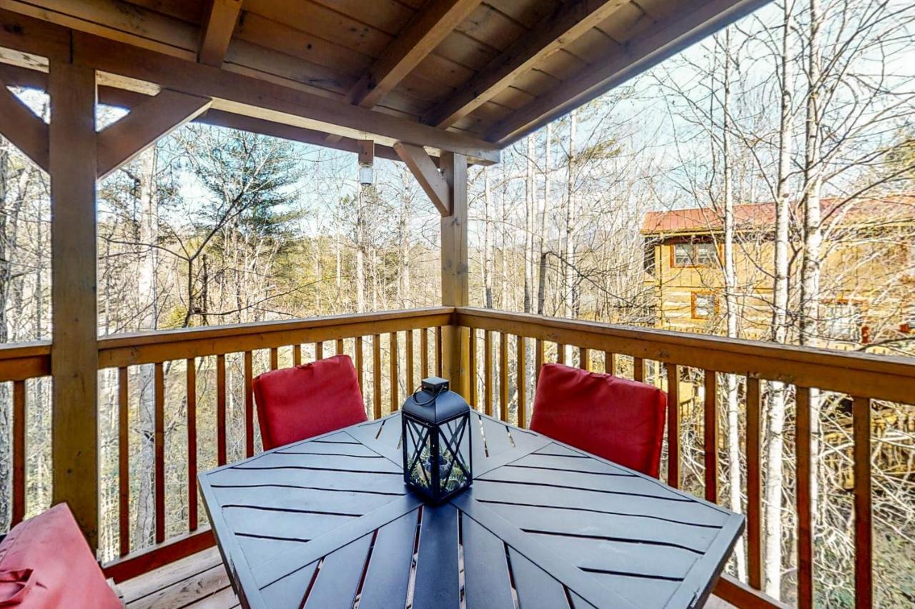 Bearadise Resort Гатлинбург Экстерьер фото